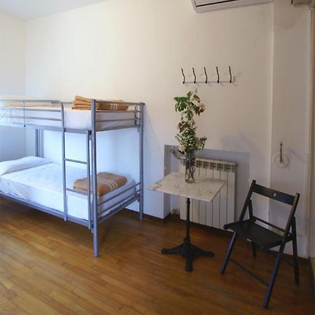 Hostel Colours Mailand Zimmer foto