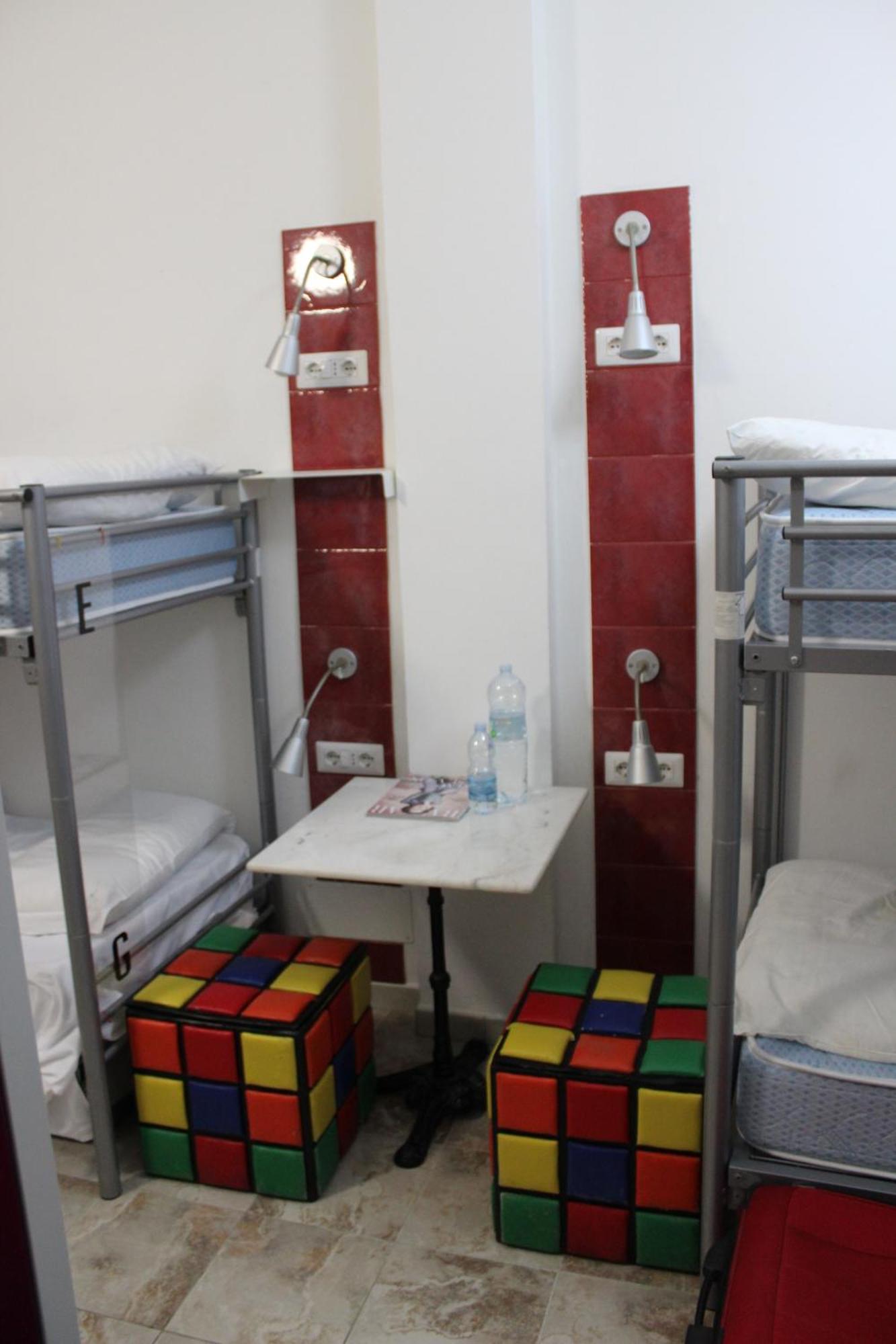 Hostel Colours Mailand Zimmer foto