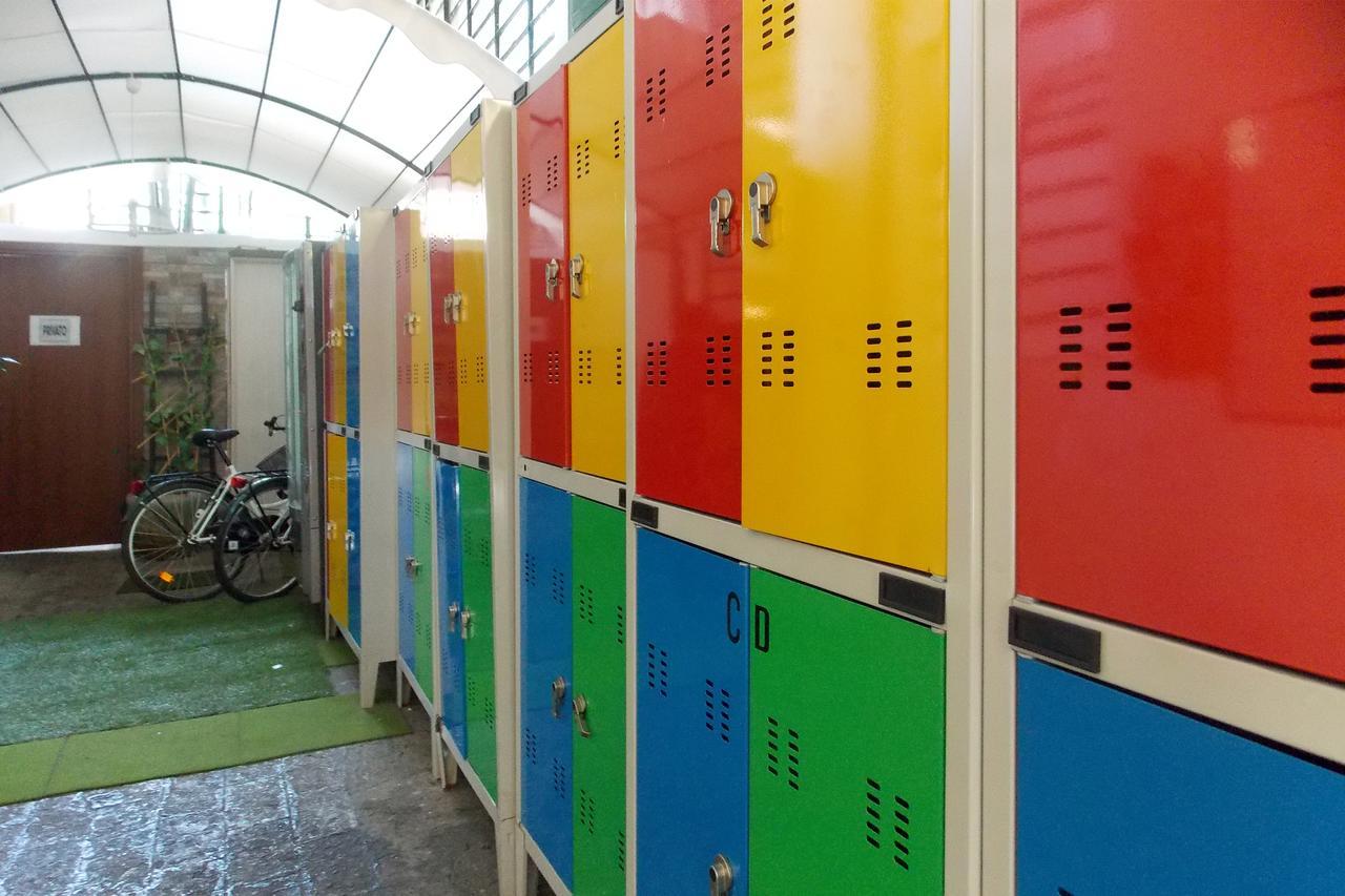 Hostel Colours Mailand Exterior foto